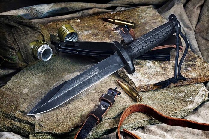 What is the Difference Between Combat and Survival Knives?