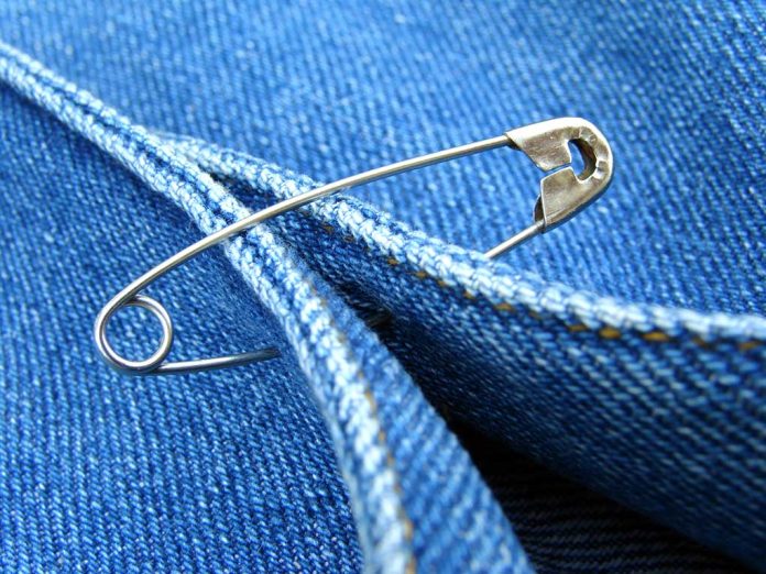 Survival Tips Using a Safety Pin